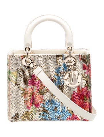 Lady Dior Medium 2023