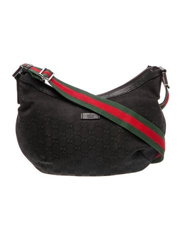 GG Canvas Shoulder Bag