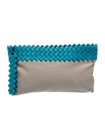 Intrecciato Clutch