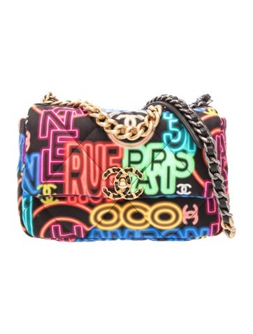 Medium Graffiti 19 Flap Bag
