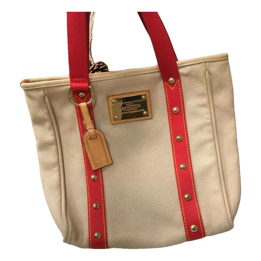 Antigua cloth handbag