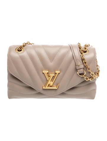 Taurillon Leather New Wave MM