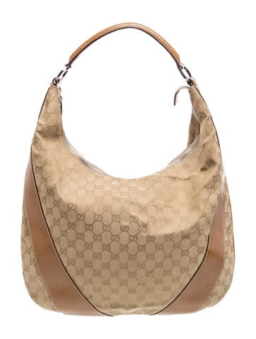 GG Canvas Shoulder Bag