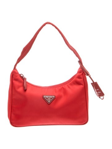 Saffiano Leather Re-Edition 2000 w/ Tags