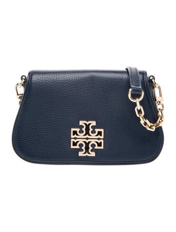 Signature Shoulder Bag