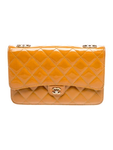 CC Eyelet Wallet On Chain