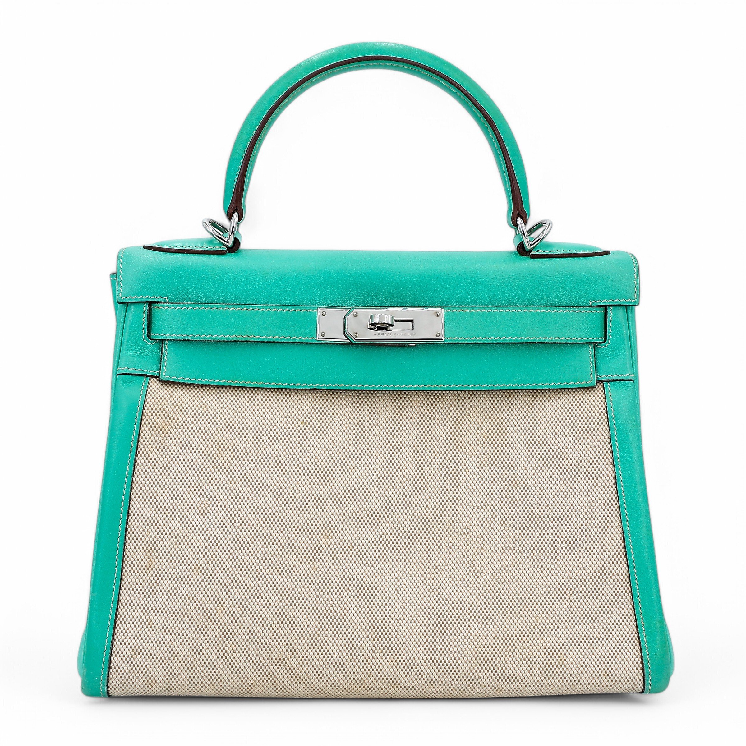 Hermes Very Good ( Rank A) HERMÈS Kelly 28 Lagon (7V) Canvas Swift Palladium hardware Square L (2008)