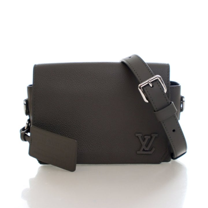 Louis Vuitton Calfskin Aerogram Fastline Wearable Wallet