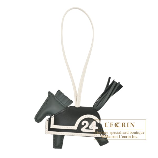 Hermes Rodeo charm Robeo 24 PM Vert mangrove/Craie/Black Agneau/Swift leather