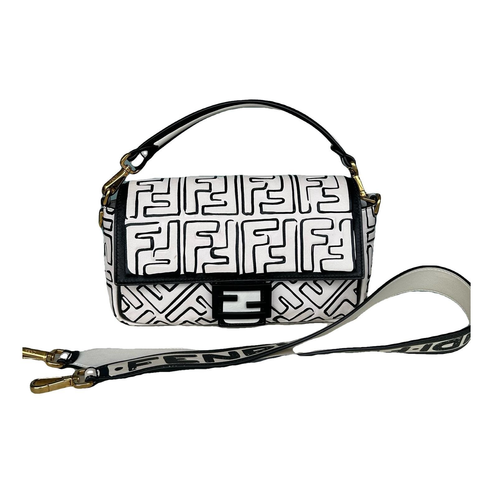 Baguette leather handbag