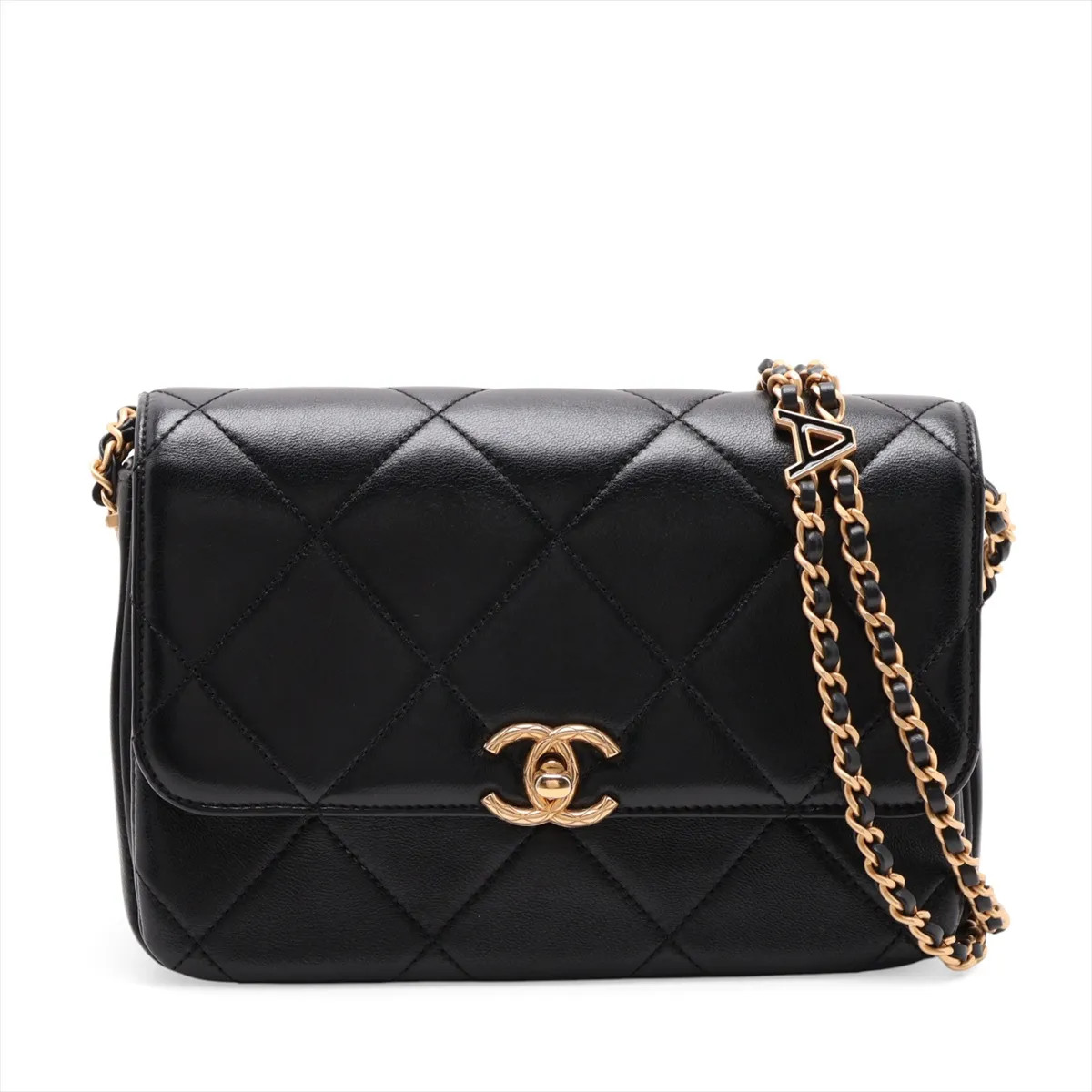 Chanel Matelasse Lambskin Chain Shoulder Bag Black Gold Metal Fittings random pl