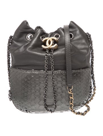 Small Gabrielle Bucket Bag