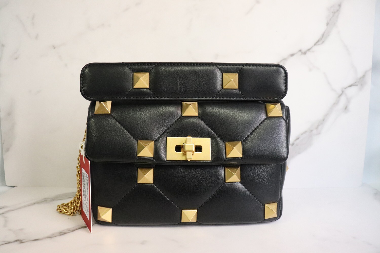 Valentino Valentino Rockstud Bag, Black, Preowned in Dustbag (Mint condition) CMA001