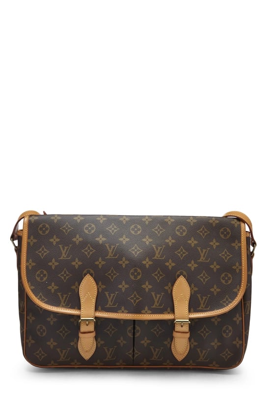 Monogram Canvas Sac Gibeciere GM