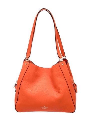 Signature Shoulder Bag