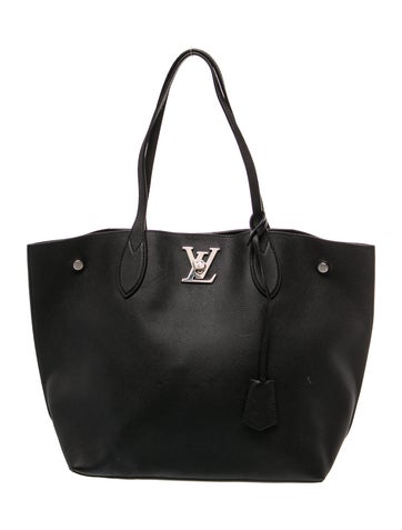 LV Monogram Lockme