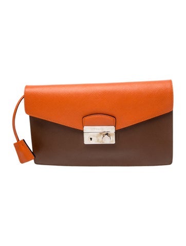 Saffiano Leather Sound