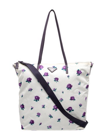 Tessuto Shoulder Bag