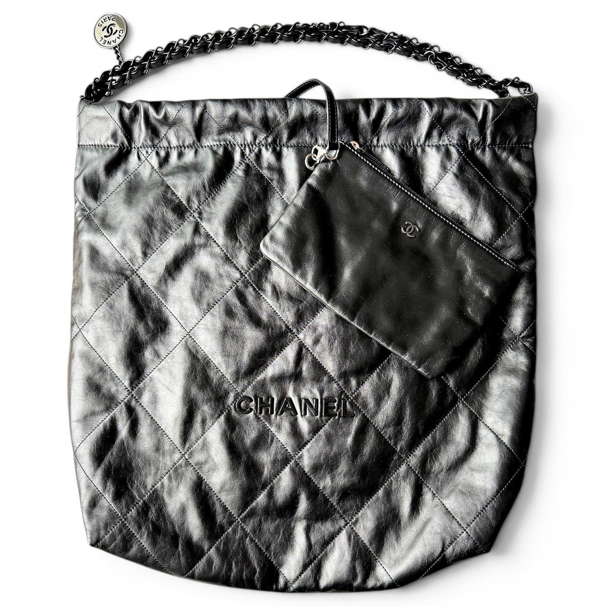 Chanel 22 leather handbag