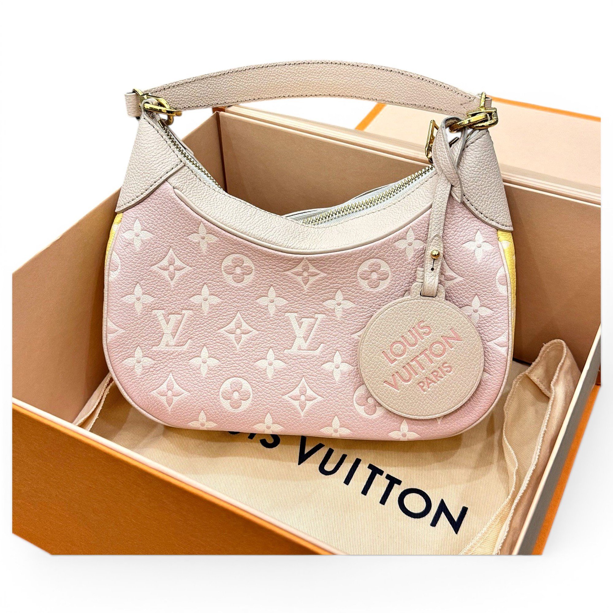 Bagatelle Vintage leather handbag