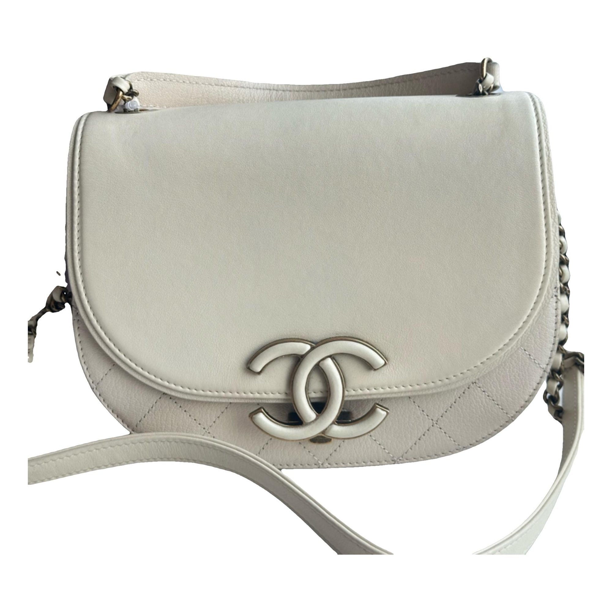 Coco Curve leather crossbody bag