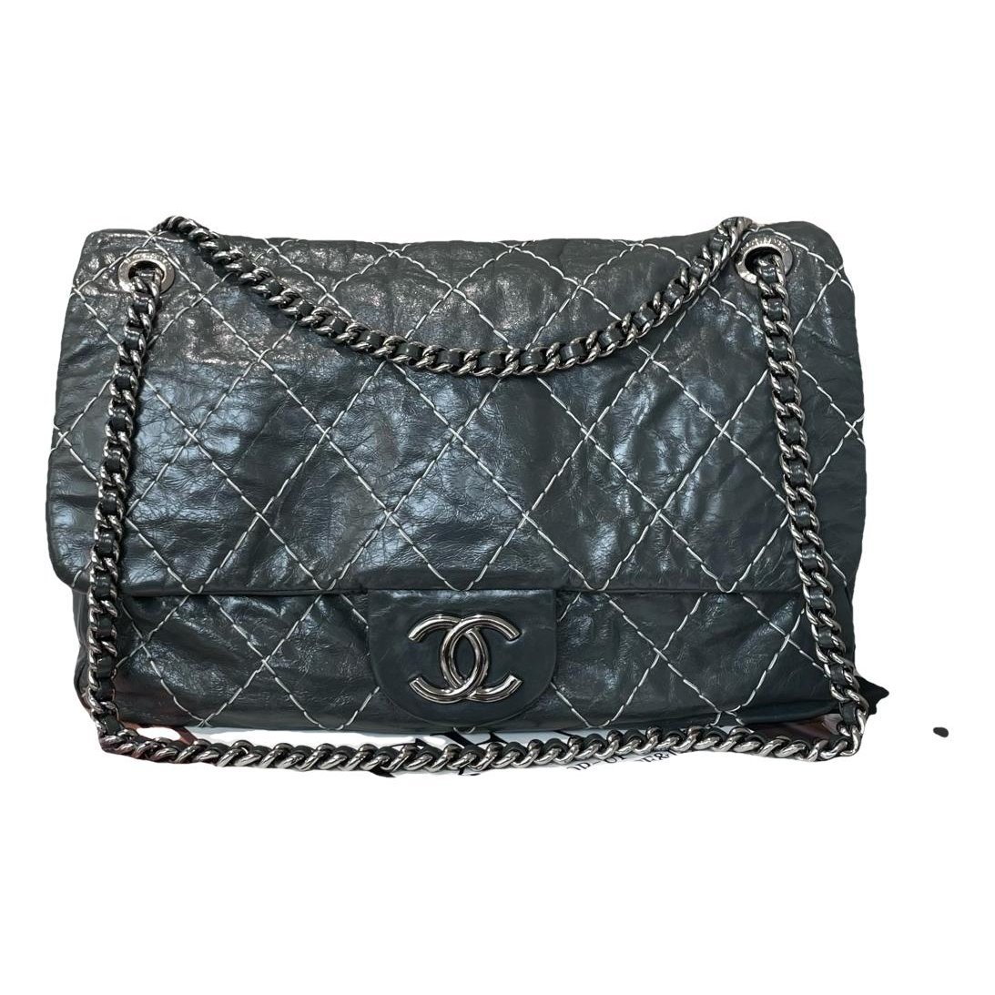 Timeless/Classique leather crossbody bag