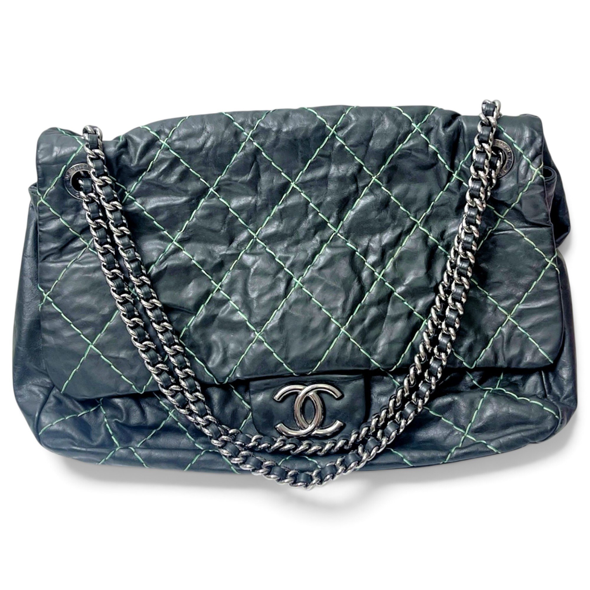 Timeless/Classique leather crossbody bag