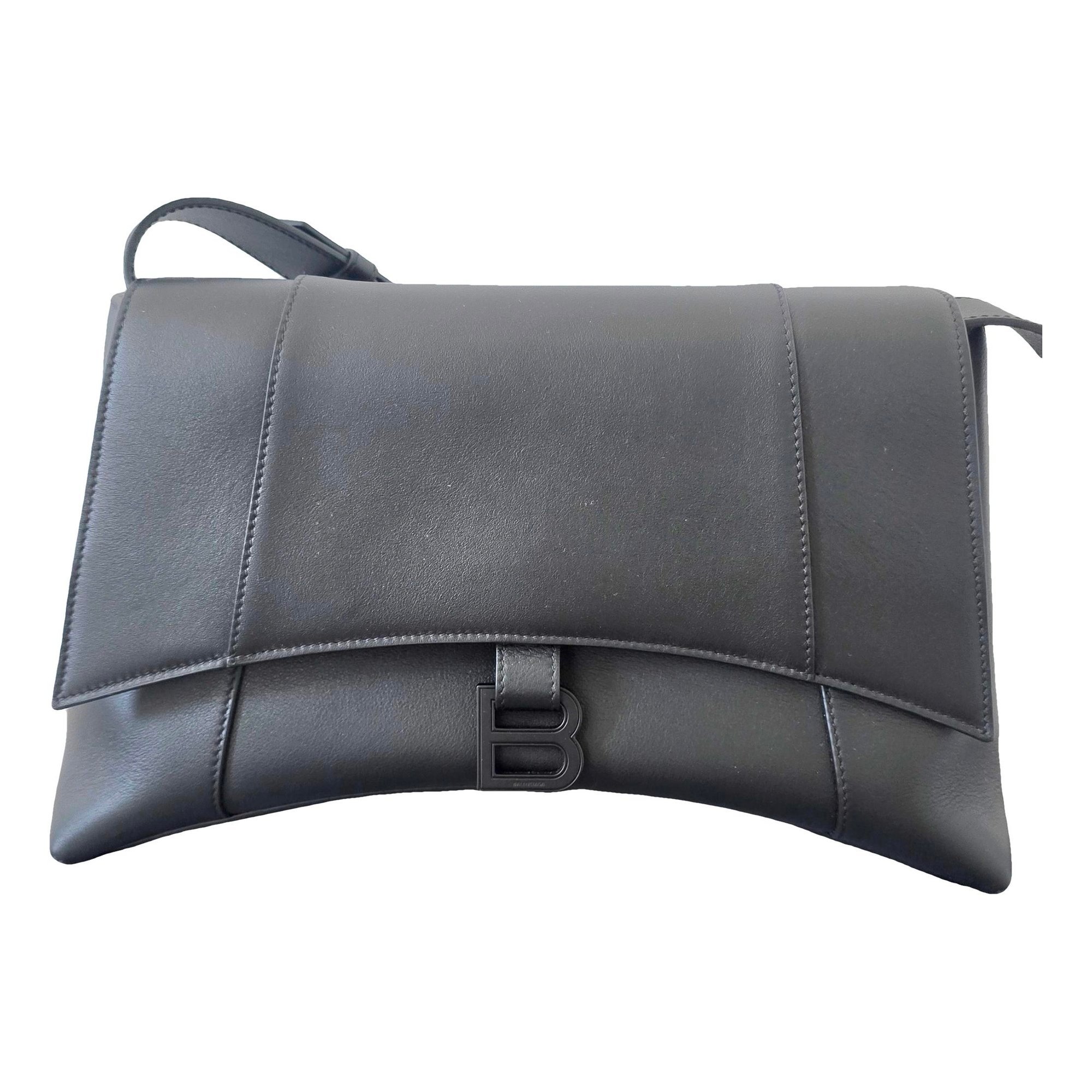 Downtown leather crossbody bag