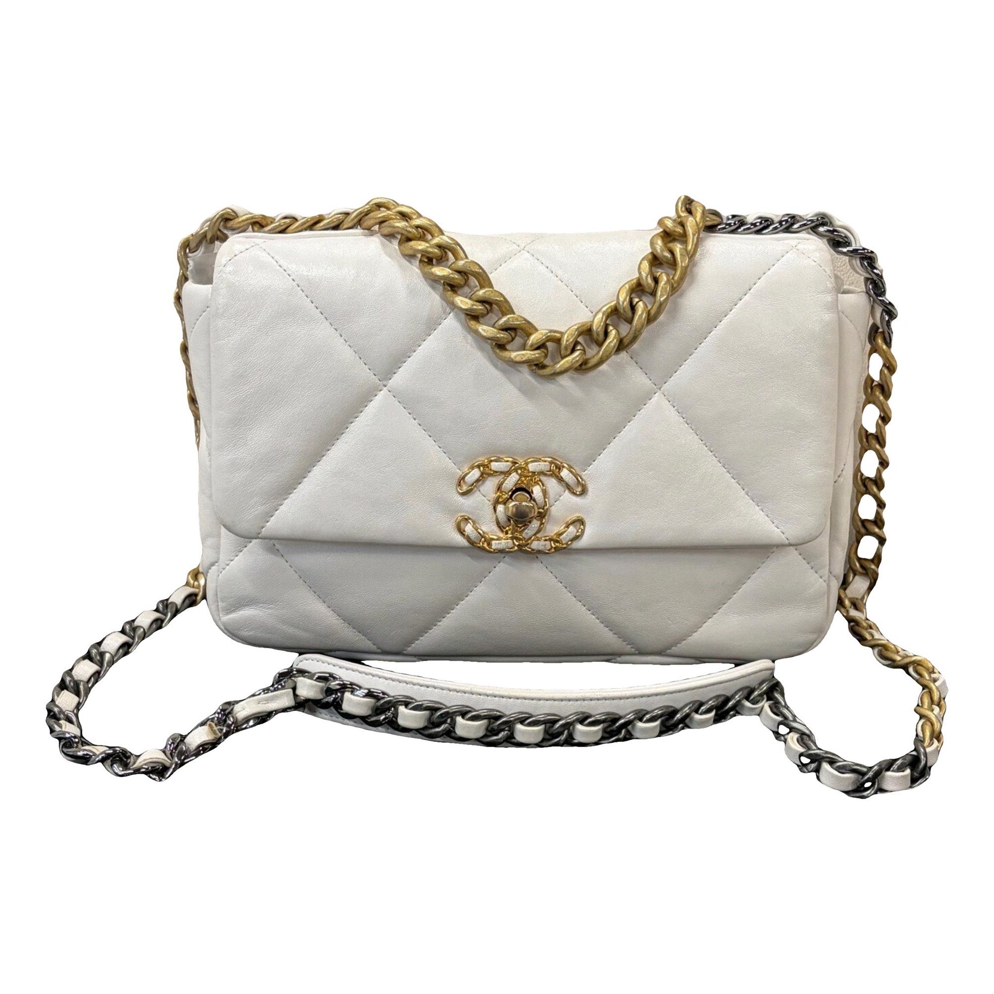 Chanel 19 leather handbag