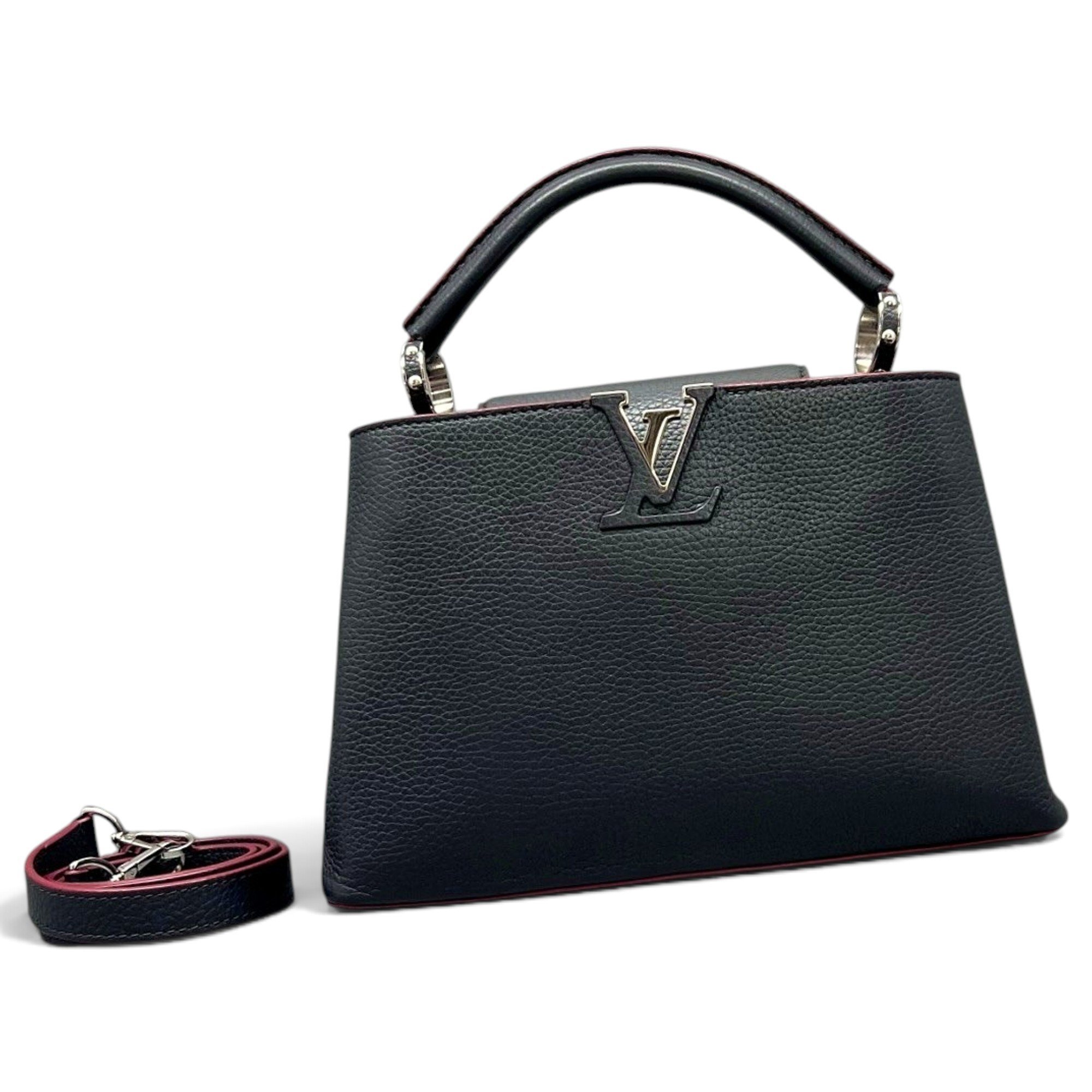 Capucines leather handbag
