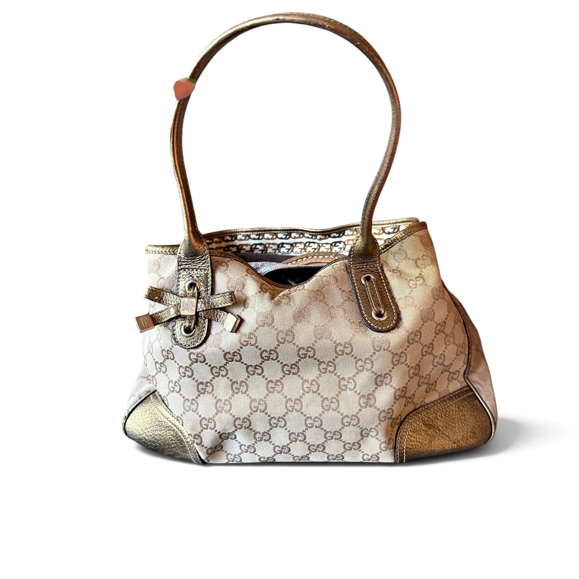 Charmy cloth tote