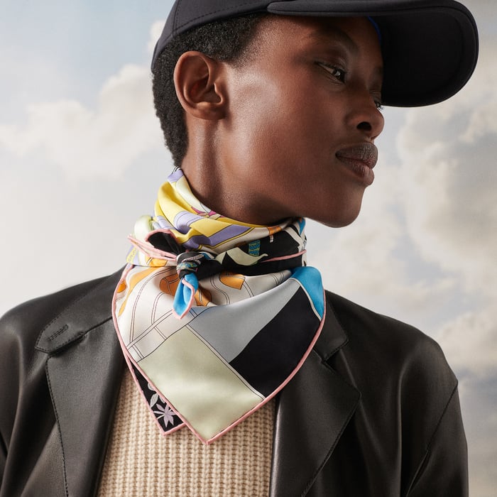 En Studio Scarf 70