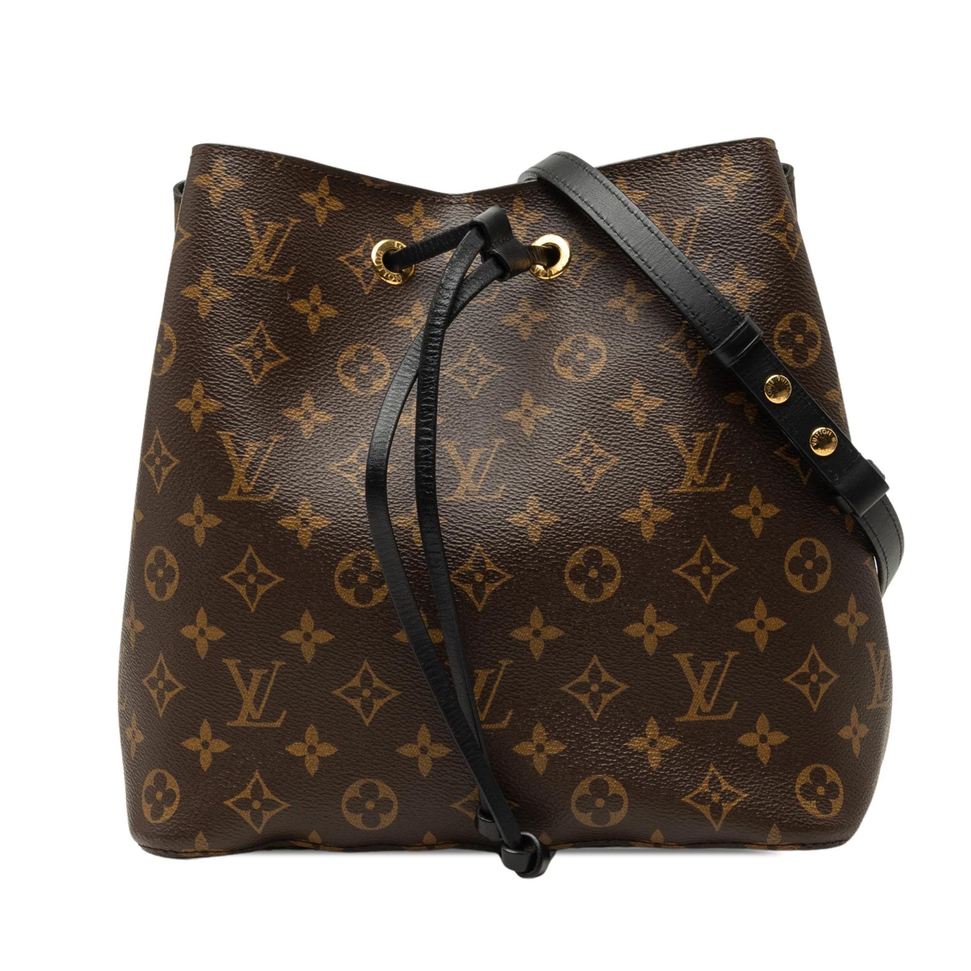 Bucket leather bag