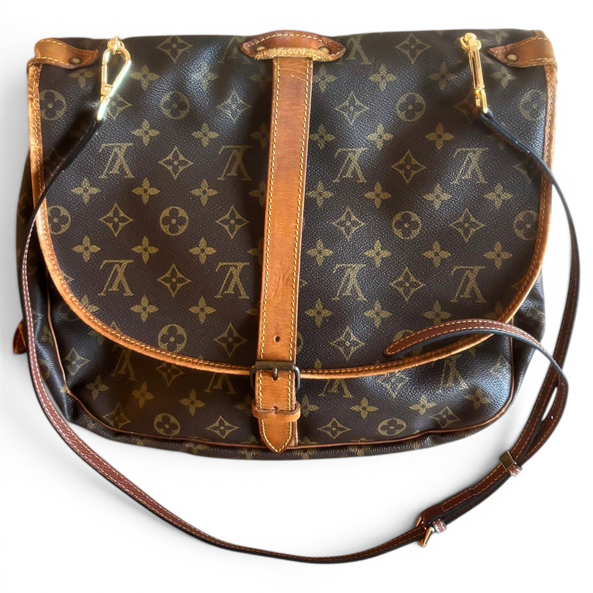 Saumur leather crossbody bag