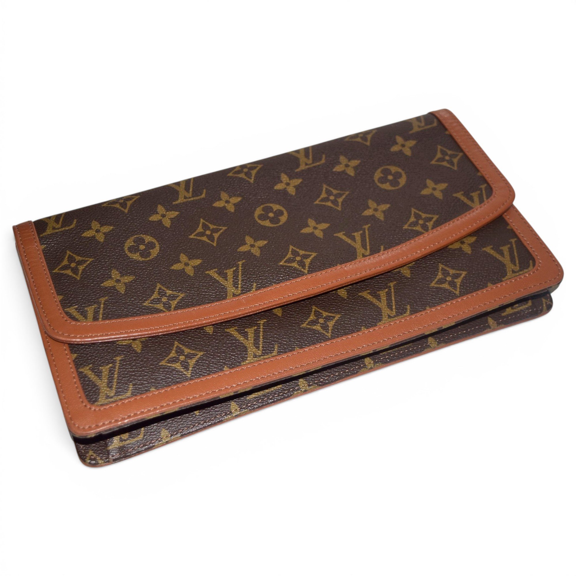 Leather clutch bag