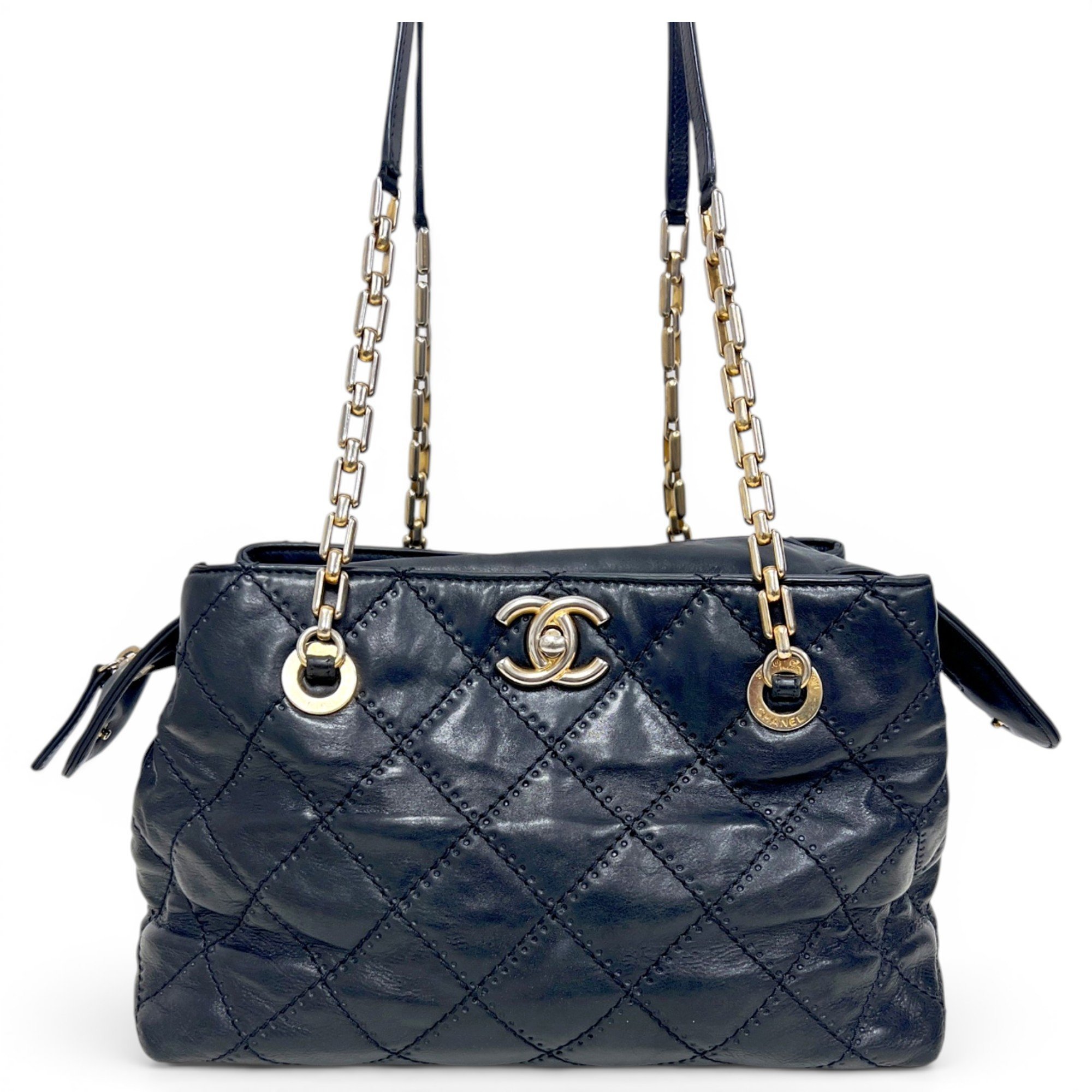 Leather tote