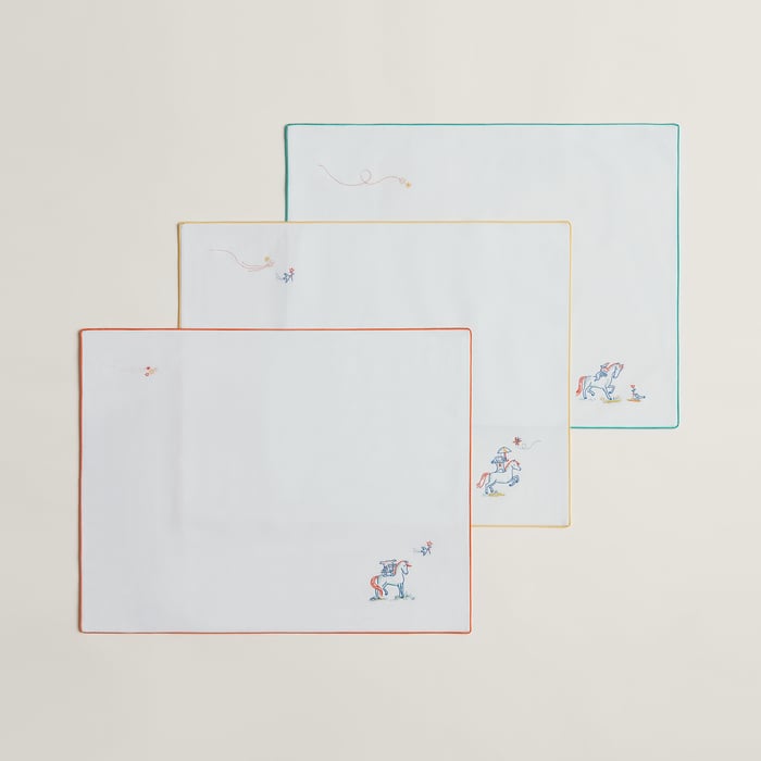 Blanc Set Of 3 Cabriole Pillow Cases