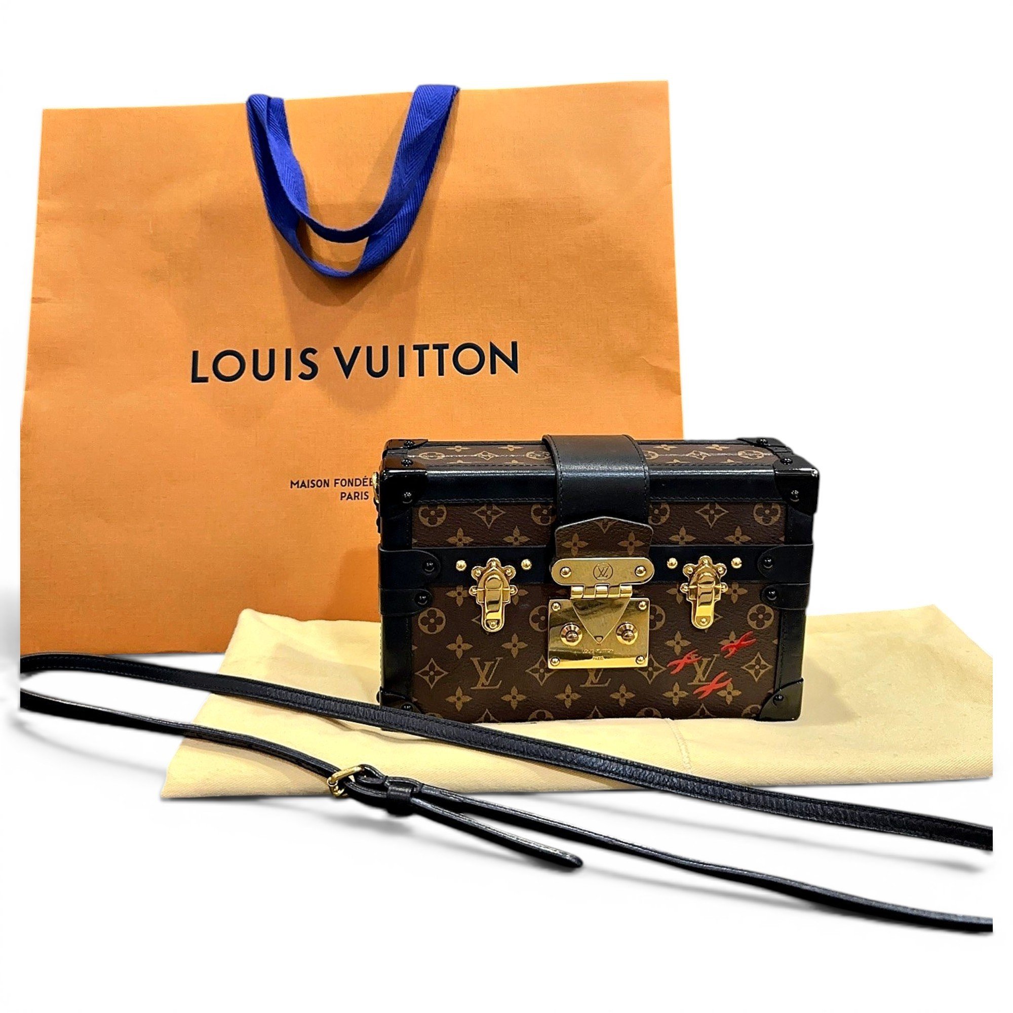 Petite Malle leather crossbody bag