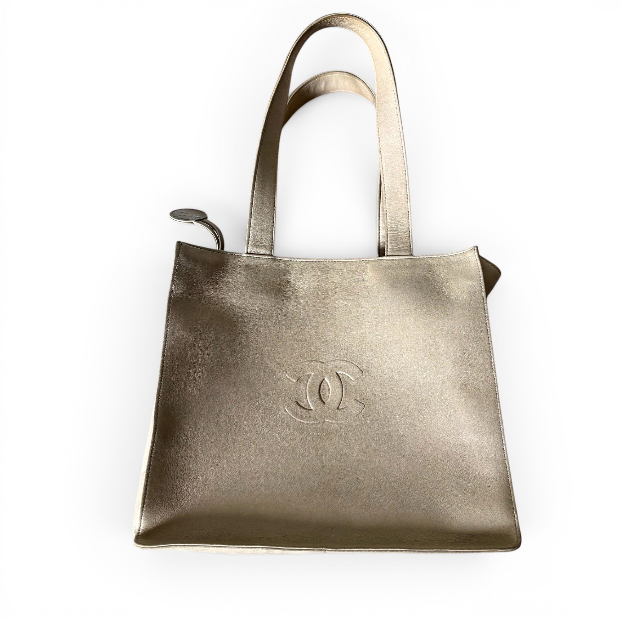 Leather tote