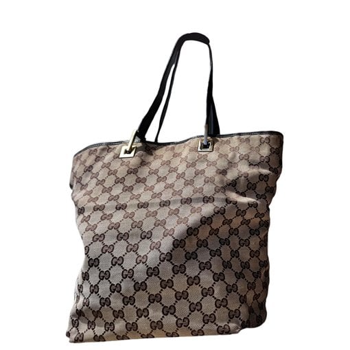 Eclipse handbag