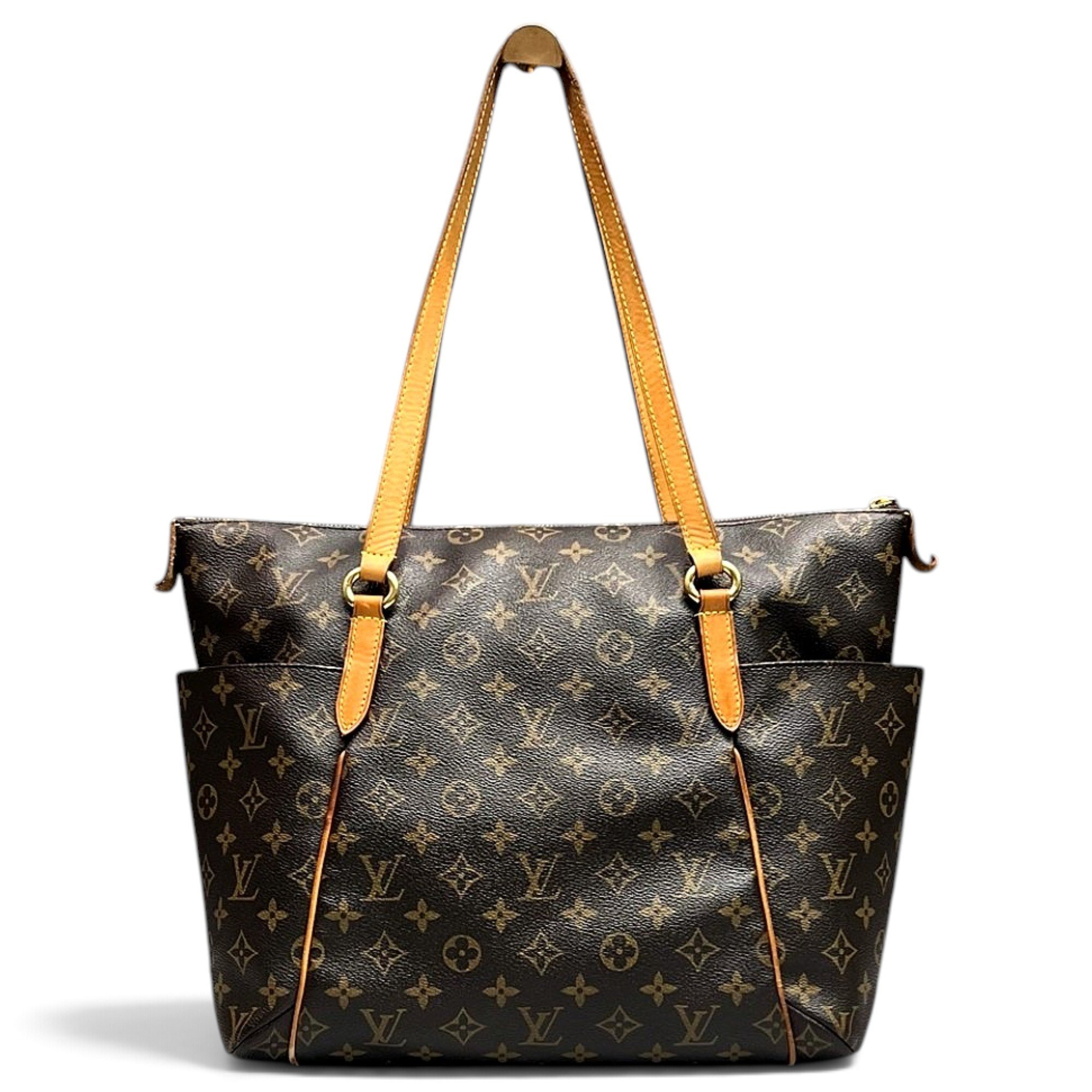 Totally leather tote