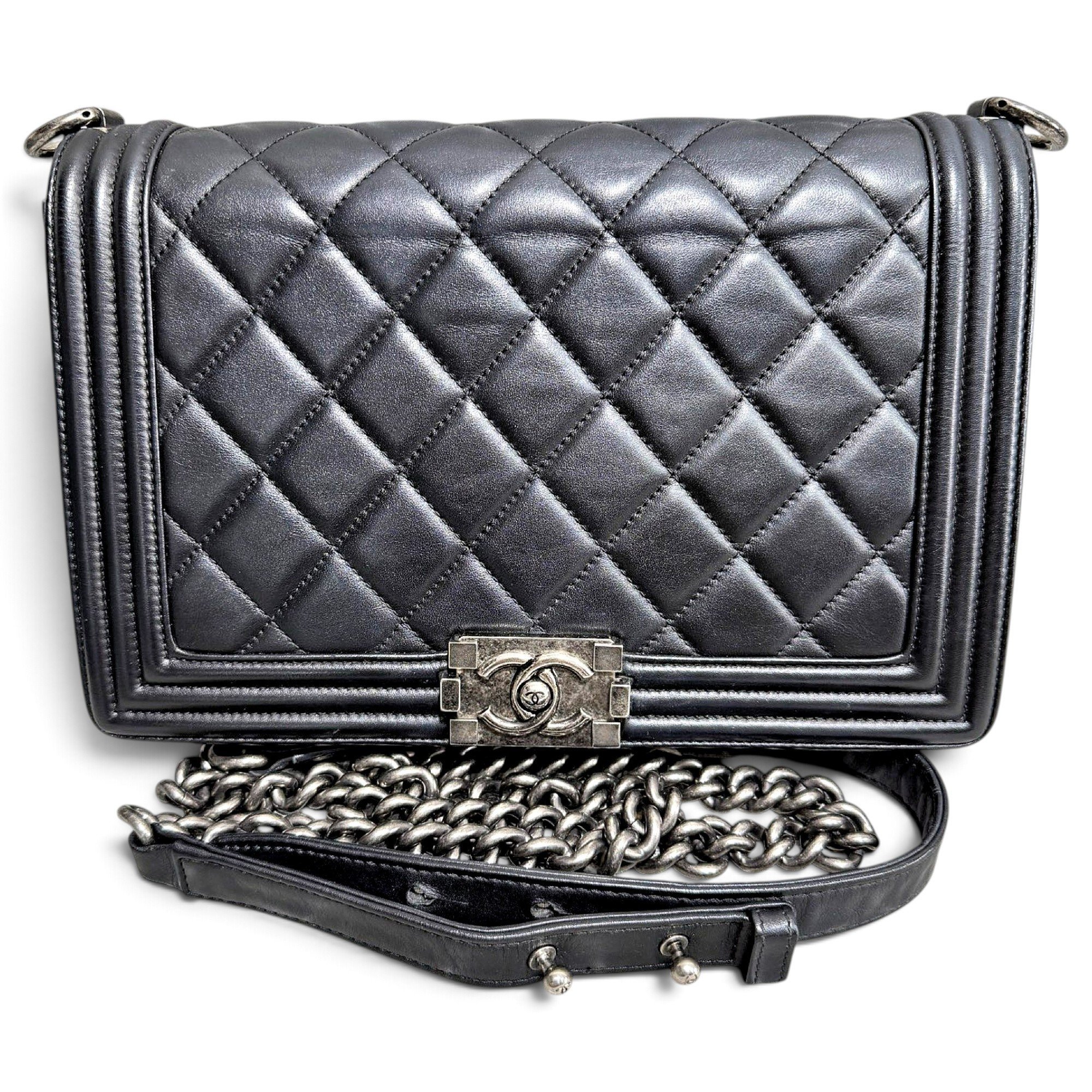 Chanel Boy leather handbag