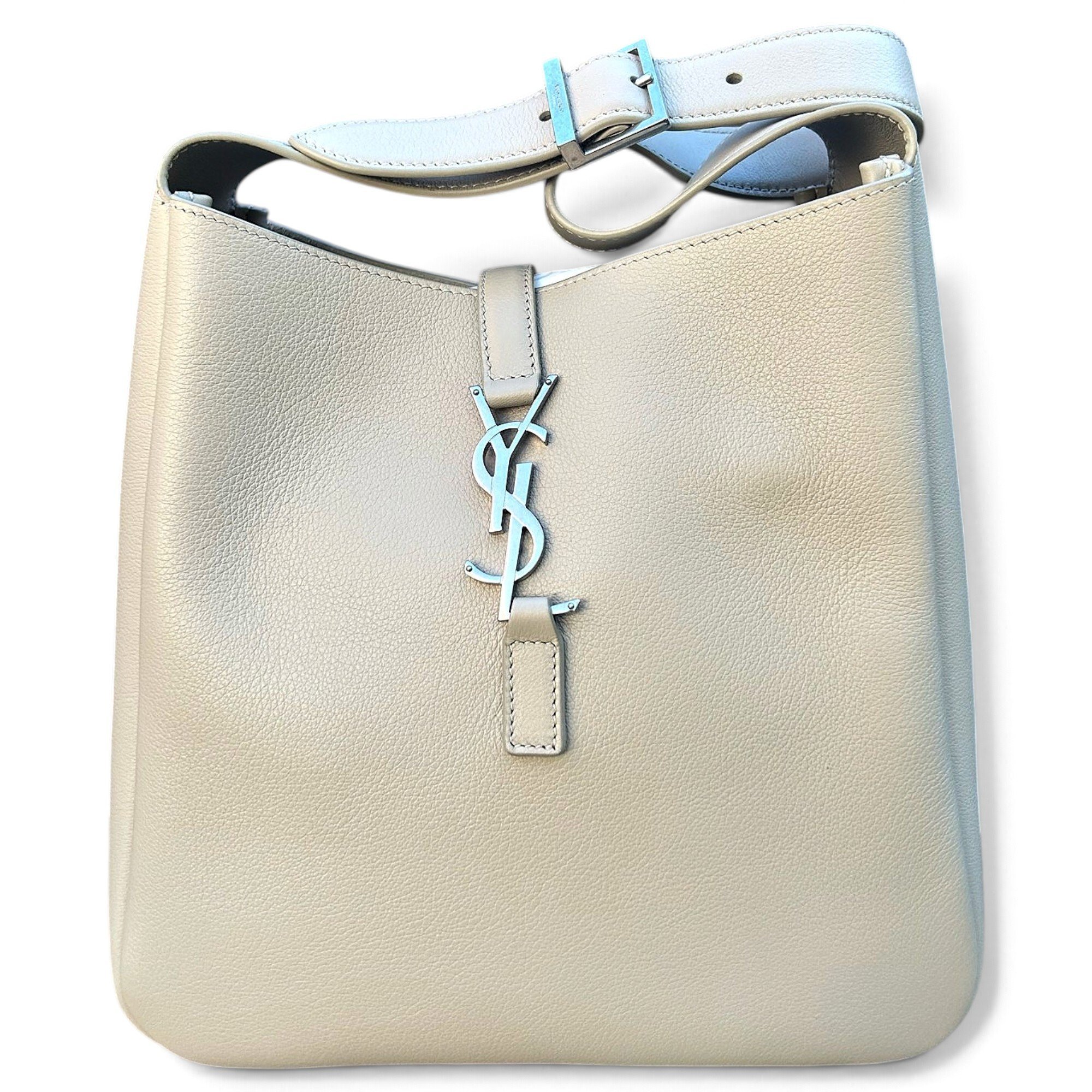 Le 5 à 7 leather handbag