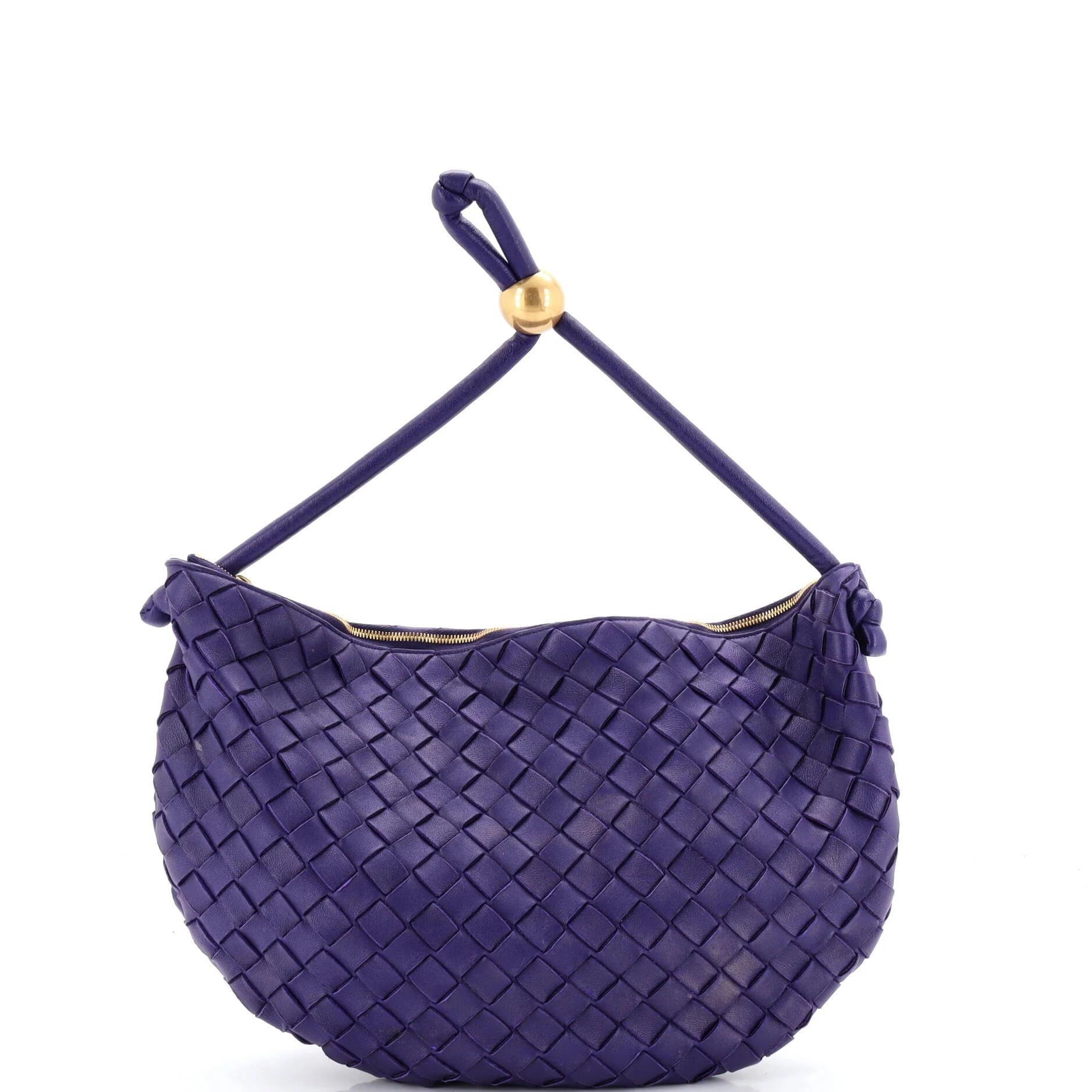 Loop leather handbag