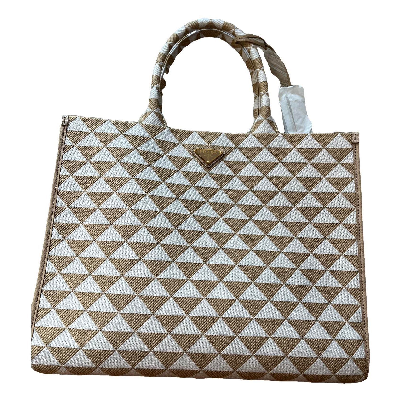 Triangle handbag
