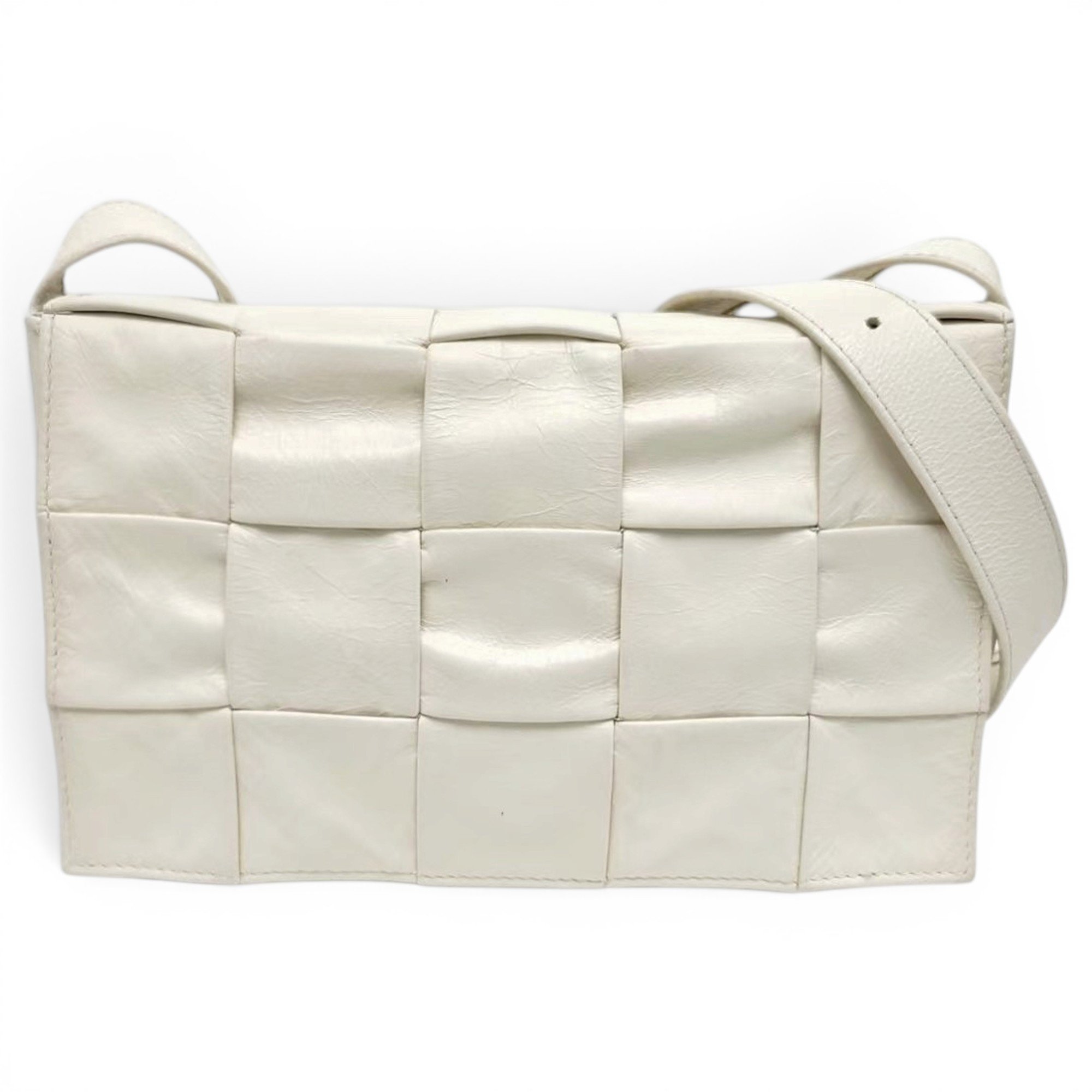 Bottega Veneta Cassette leather handbag