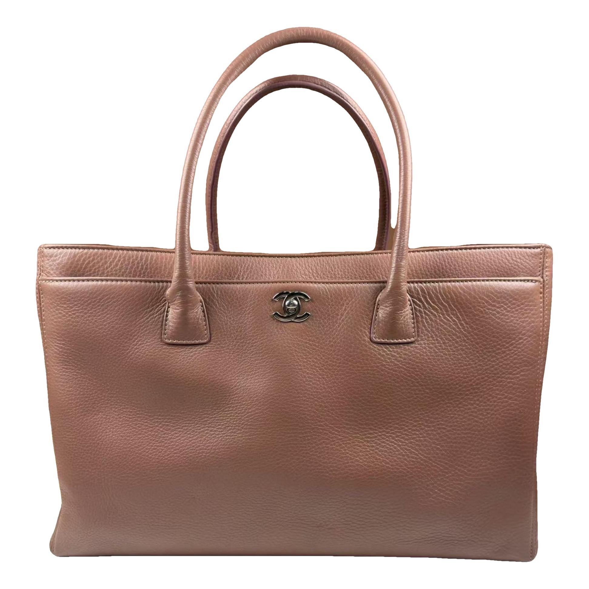 Executive leather tote