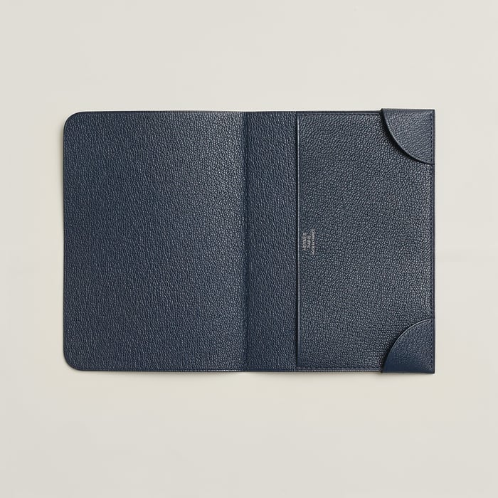 Navy Coins De Malle Passport Holder