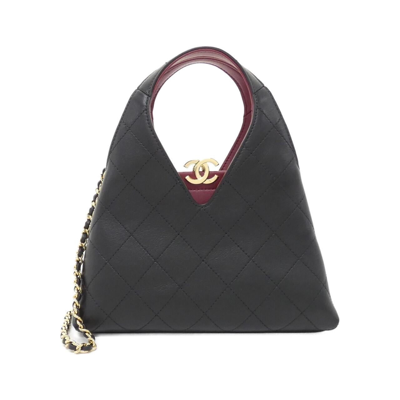 Chanel AS6392 bag
