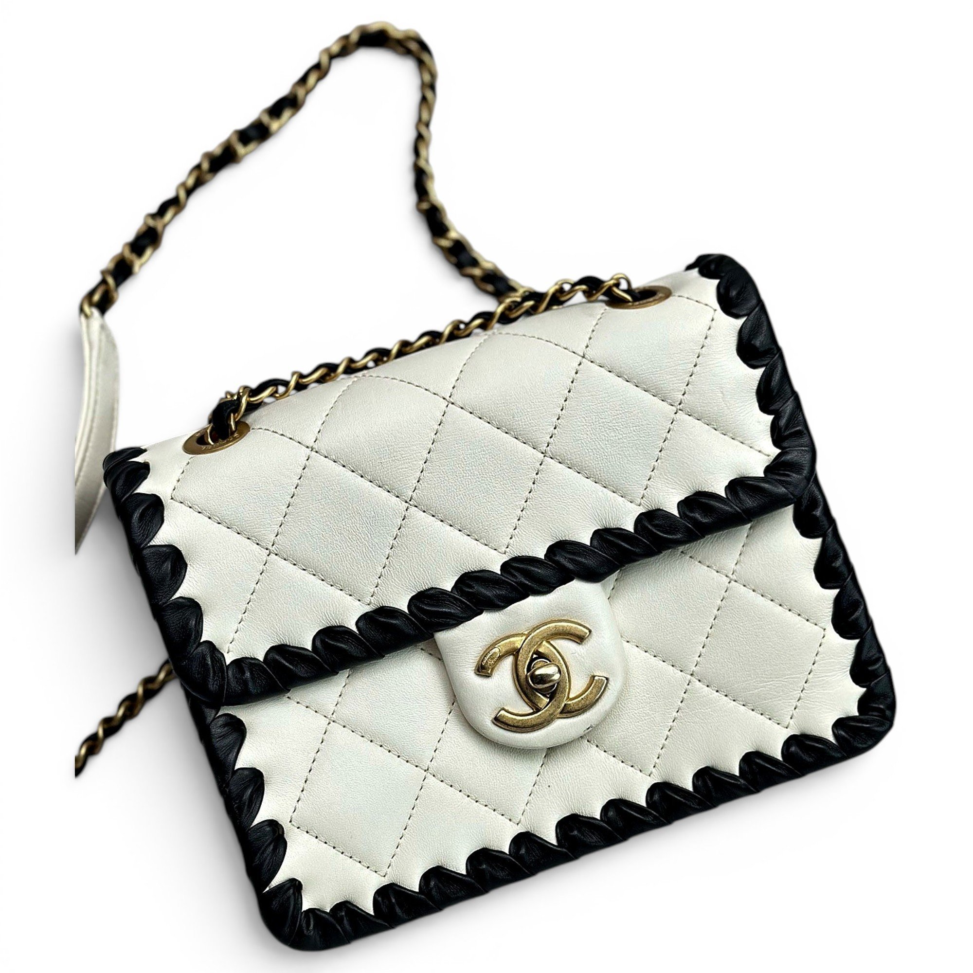 Timeless/Classique leather crossbody bag